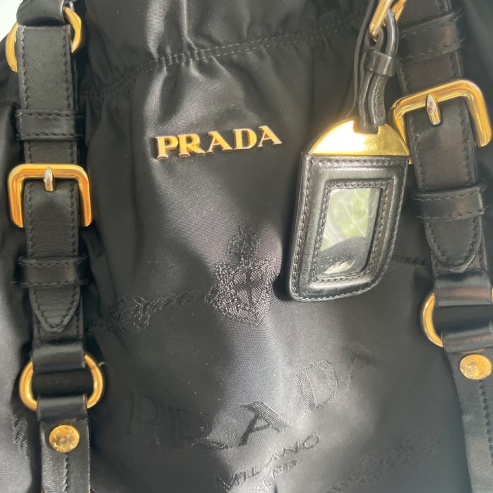 Prada bag - Picture 2 of 6